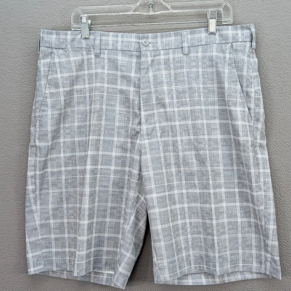 PGA TOUR Plaid Golf Shorts Mens 36 Gray Flat Front Performance Activewear Sports